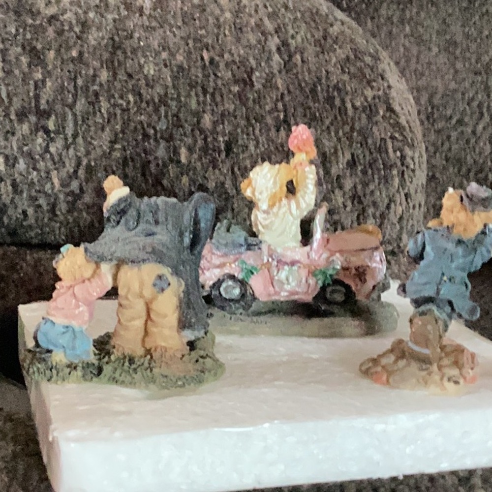 Boyd’s Bears - Picture 3 of 5